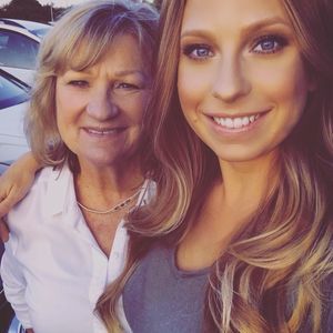 Meet your Posher, Kari